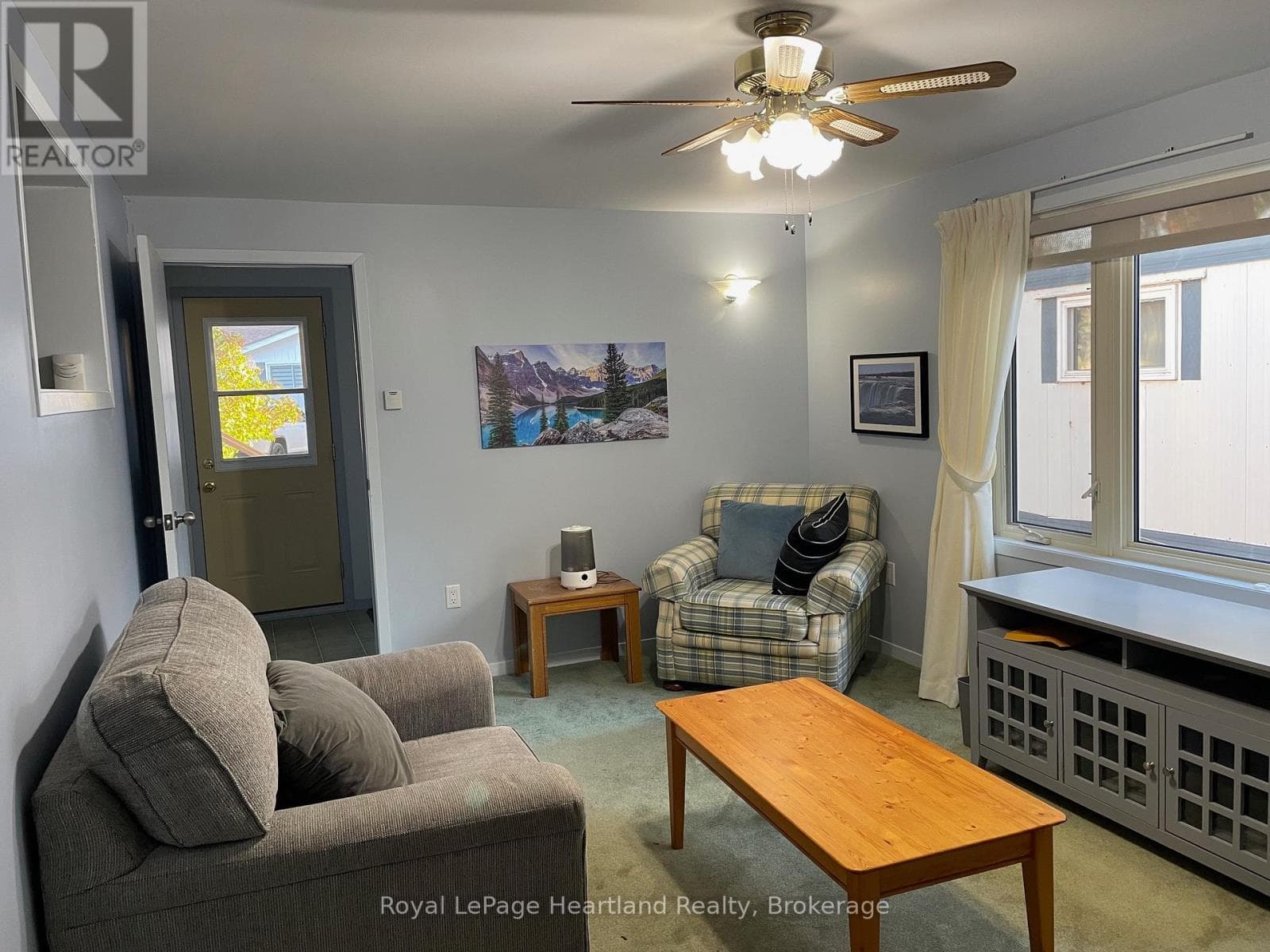 36 SUTTON DRIVE, OnePoint — photo 3