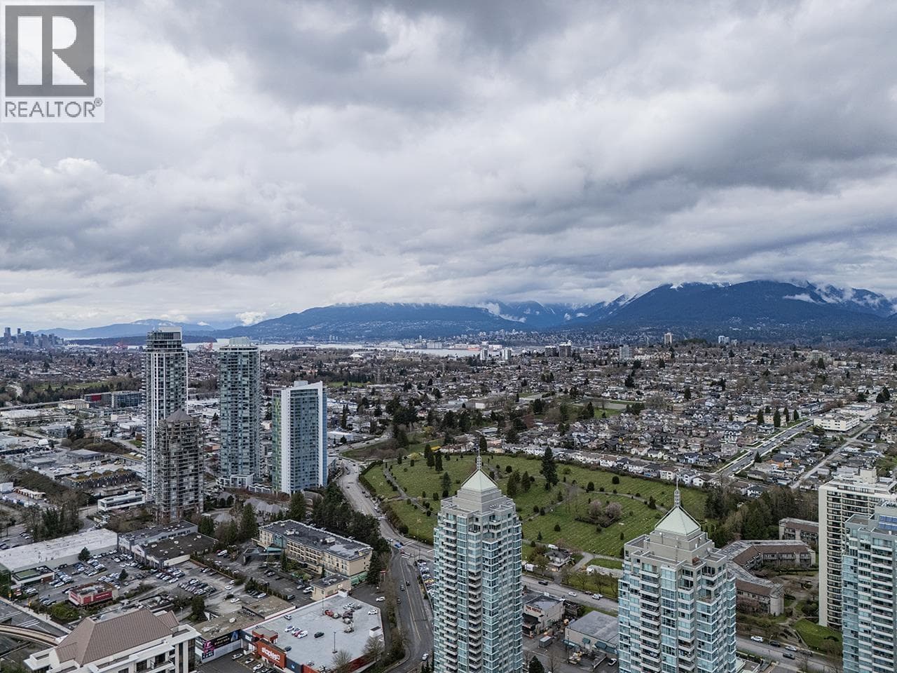 3408 2085 SKYLINE COURT, Greater Vancouver — photo 5