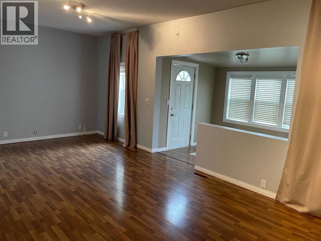 10908 102 AVENUE, Grande Prairie — photo 3