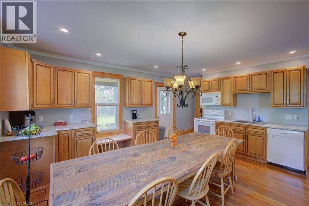 86561 LONDON ROAD, Cornerstone — photo 5