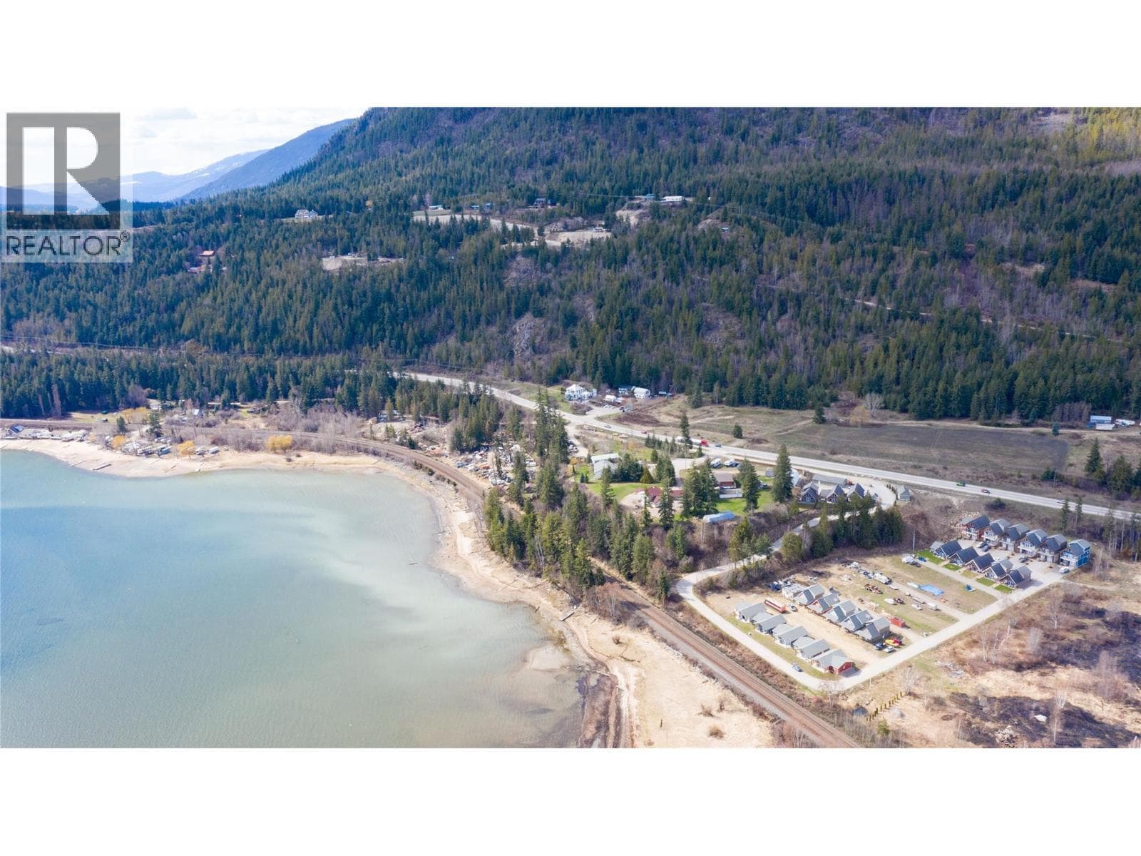 5211 Trans Canada Highway Unit# 6, Interior REALTORS® — photo 5