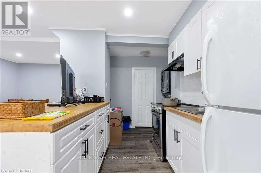 235 HAMILTON ROAD, Toronto — photo 3