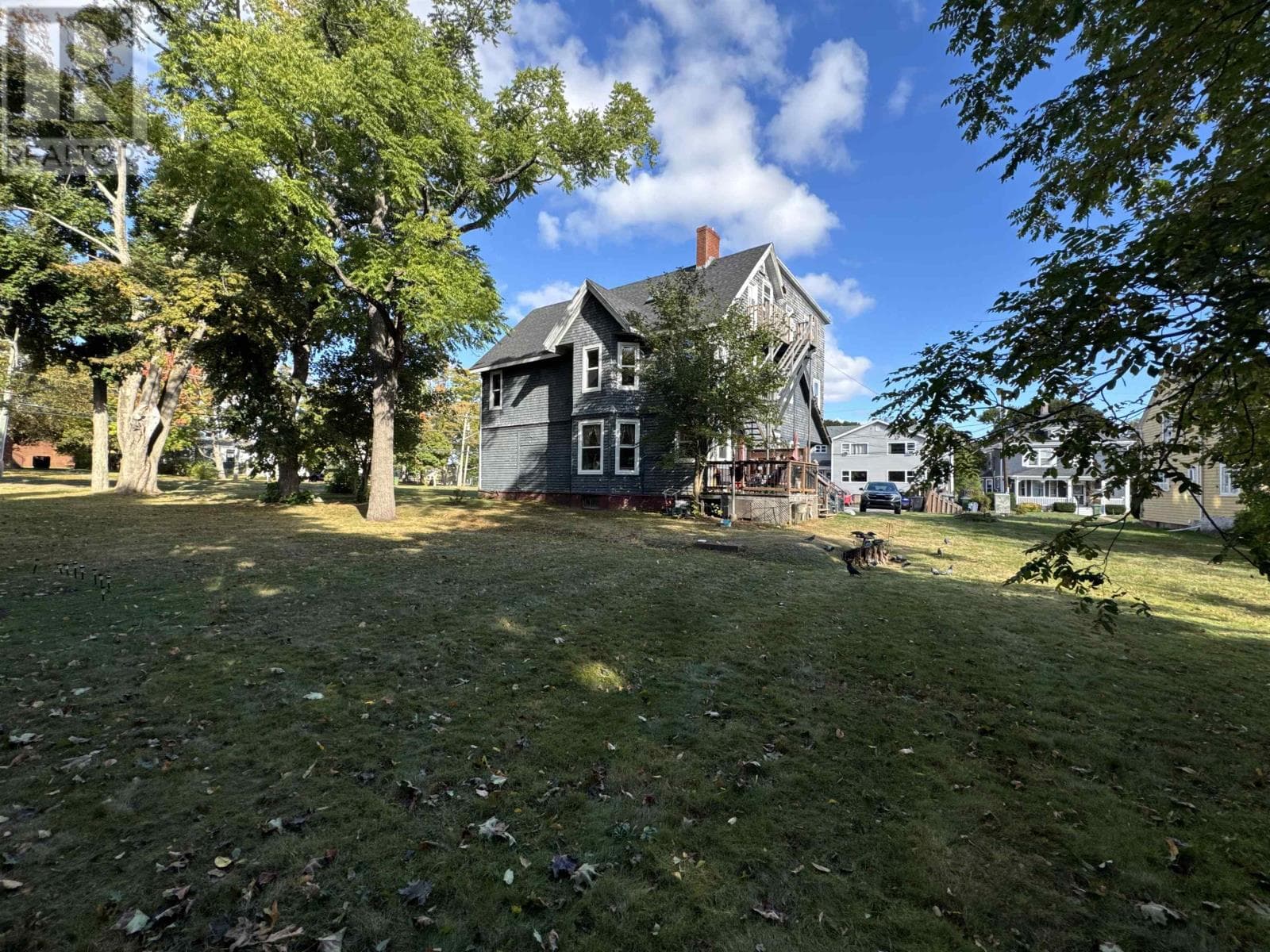 70 LONGWORTH AVENUE, PEIA — photo 2