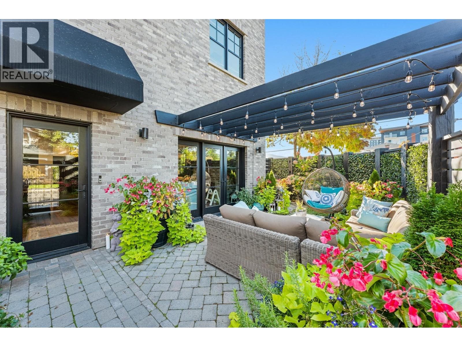 2693 GORE STREET, Interior REALTORS® — photo 3