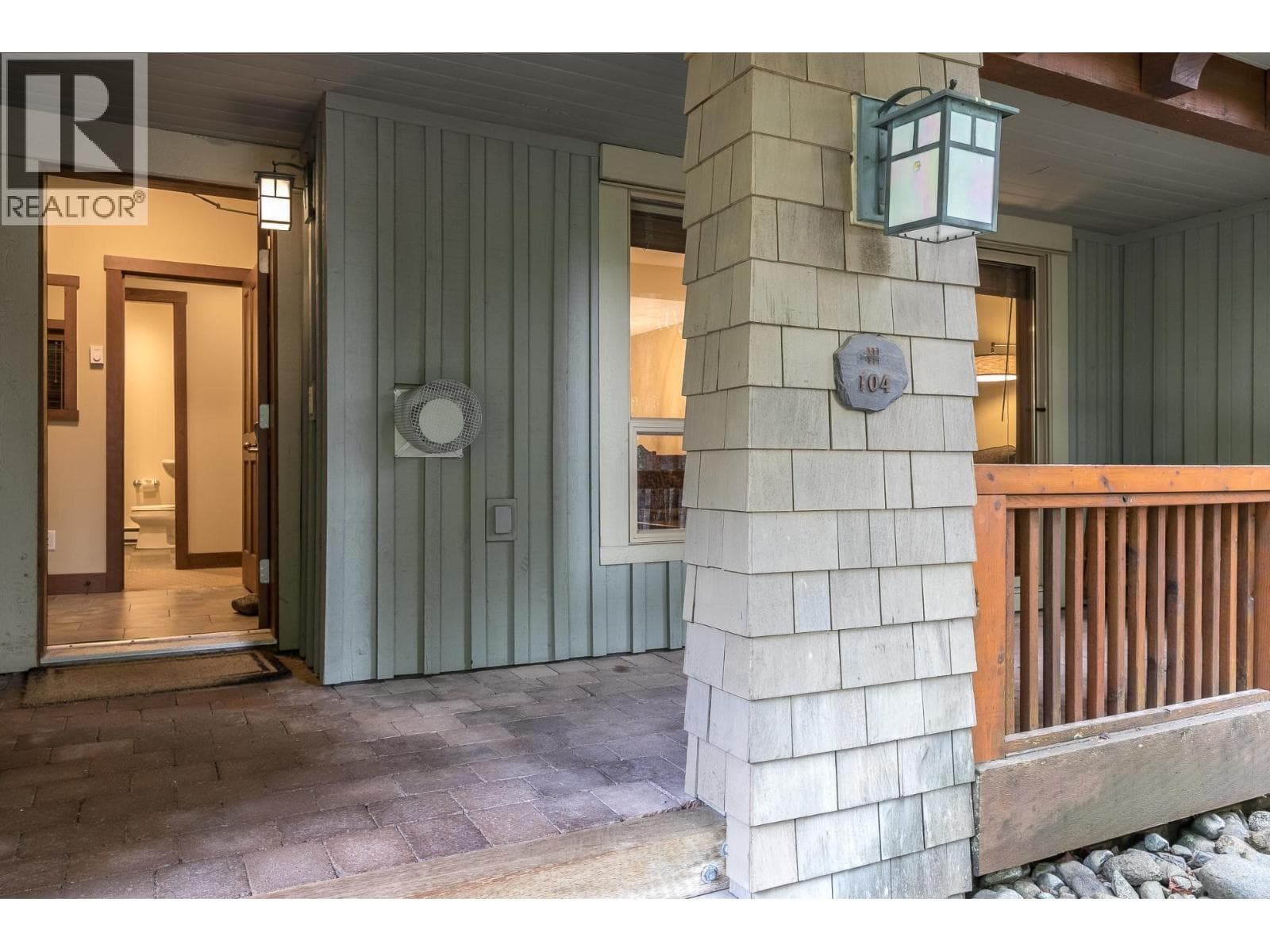 104G2 4653 BLACKCOMB WAY, Greater Vancouver — photo 2