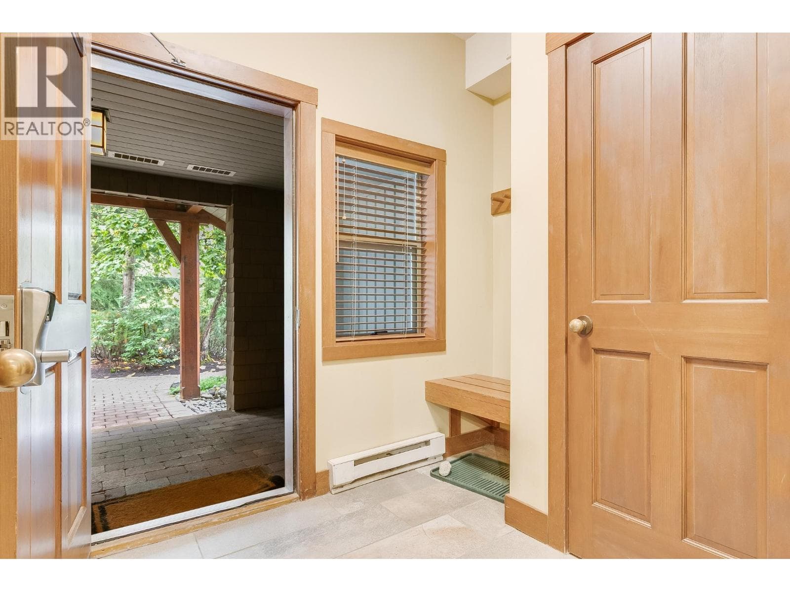 104G2 4653 BLACKCOMB WAY, Greater Vancouver — photo 4