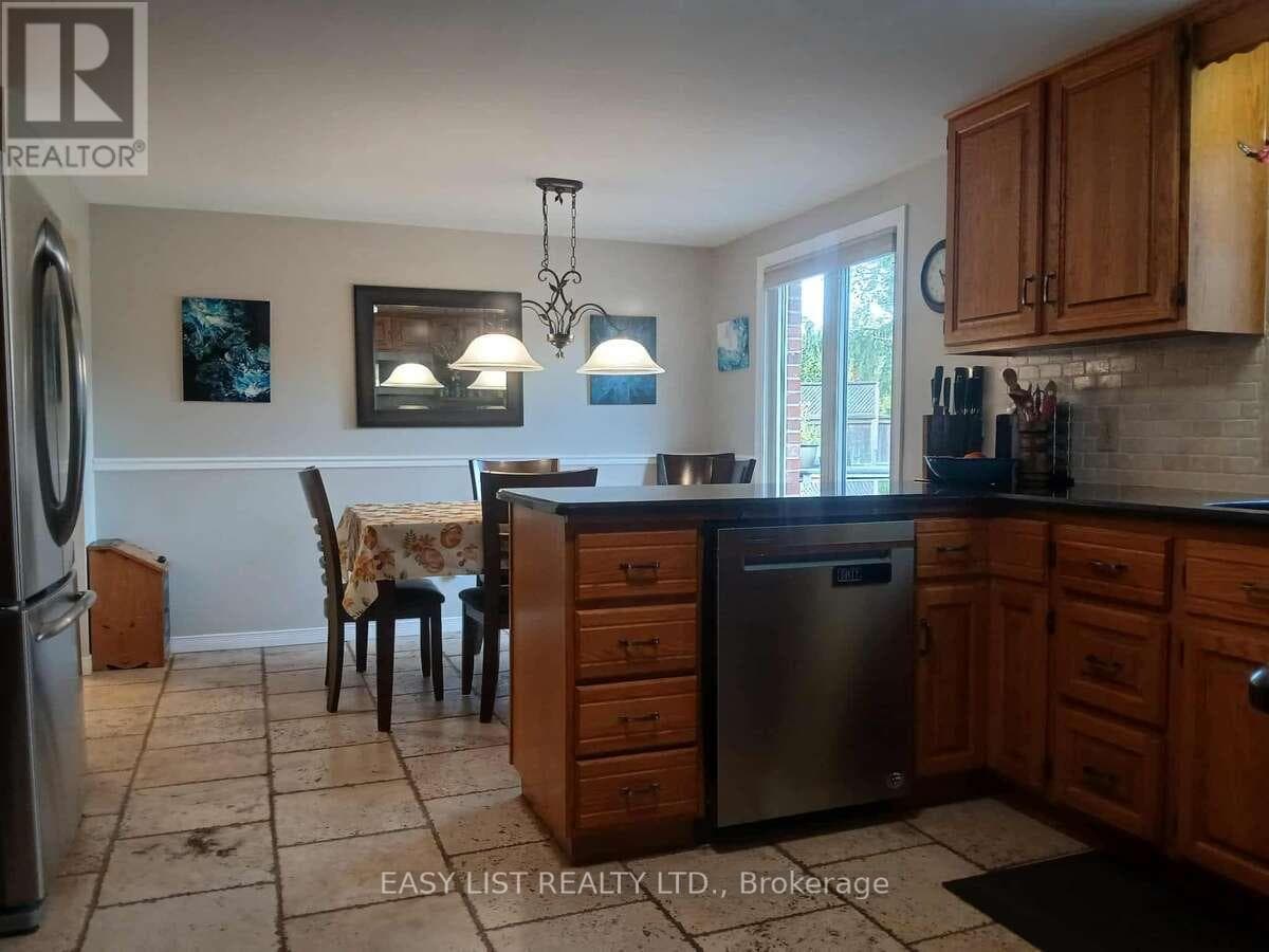 7652 HARRIS POINT DRIVE — photo 4
