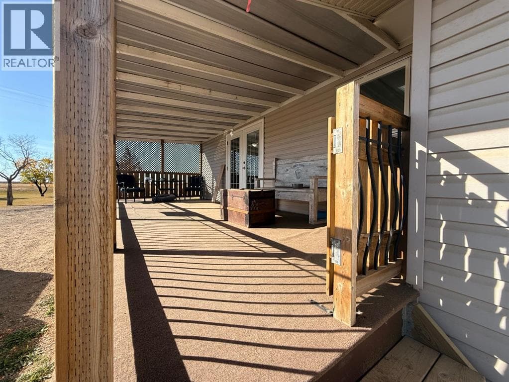 POINT SOUTHWEST 29-49-26-W3M, Lloydminster — photo 2