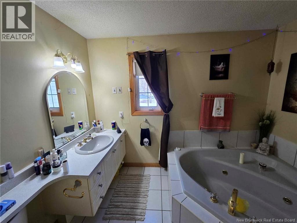 1125 BIRCHWOOD DRIVE, New Brunswick — photo 2