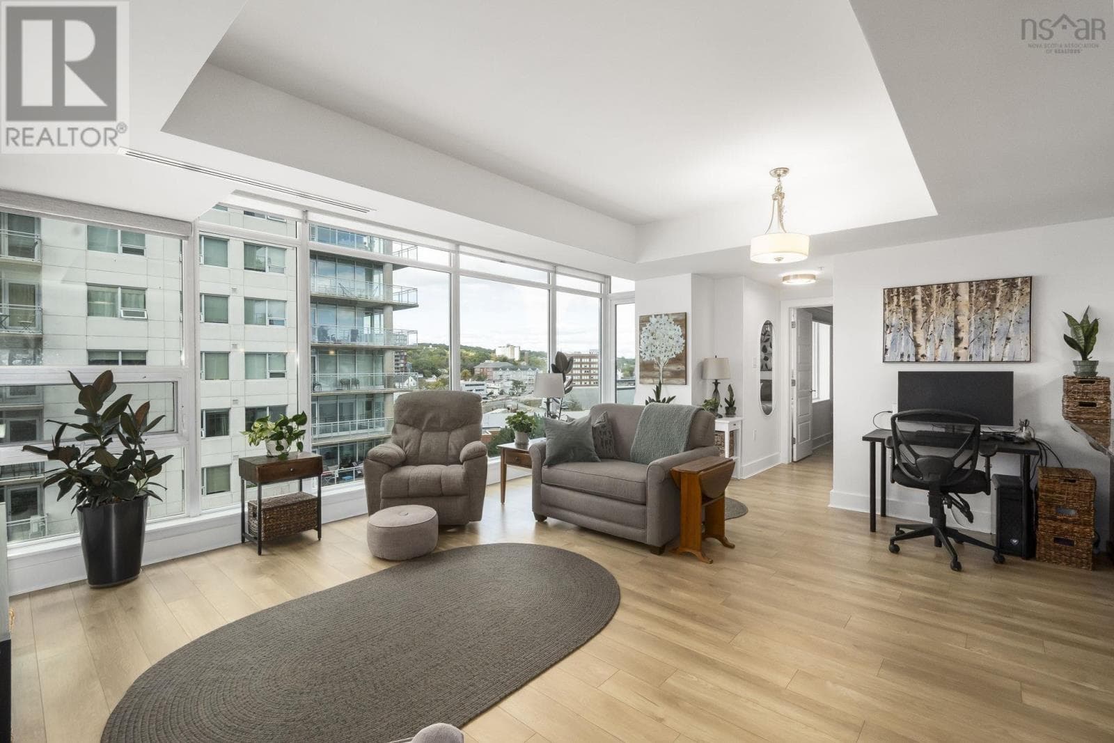 607 31 KINGS WHARF PLAZA in DARTMOUTH