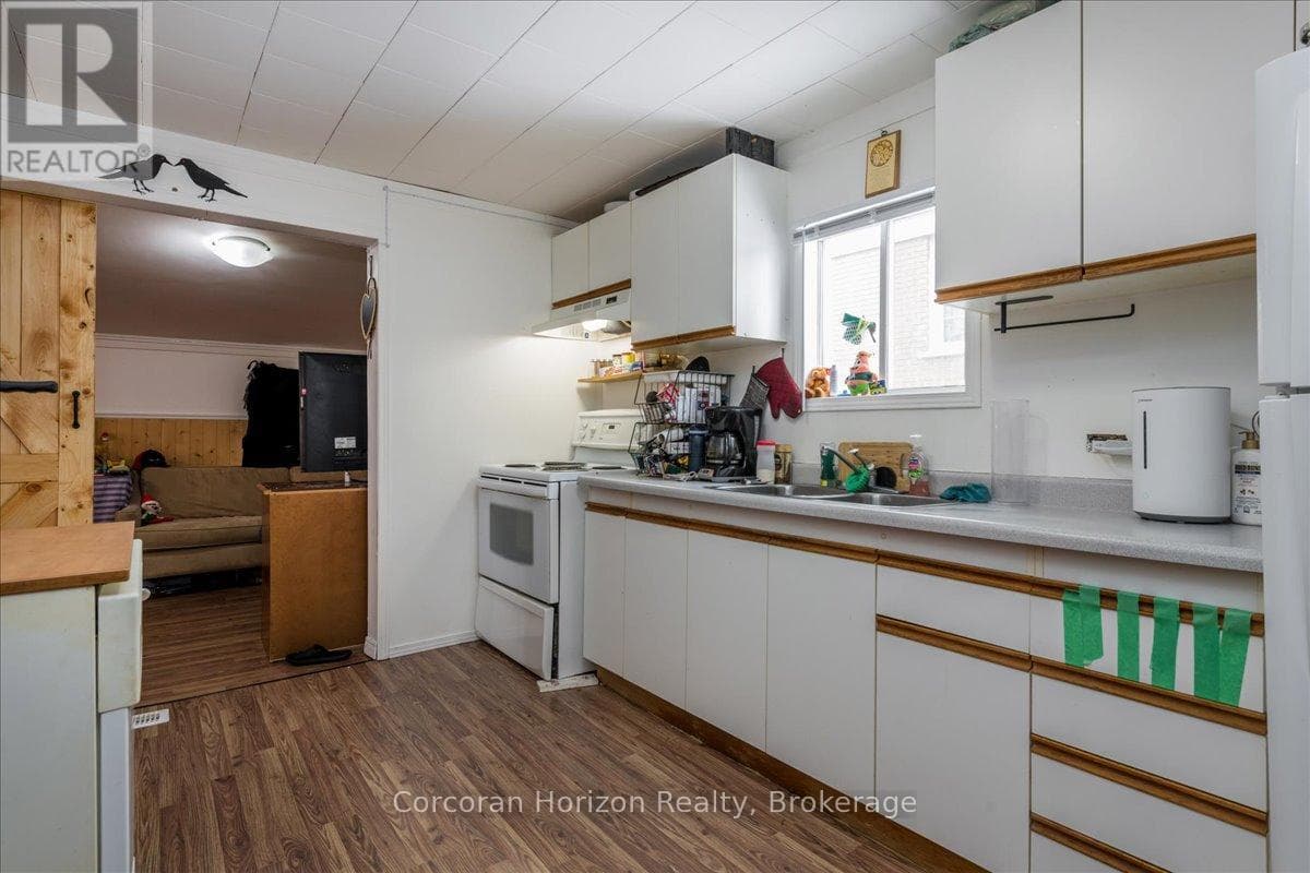 361 FITTON STREET, OnePoint — photo 3