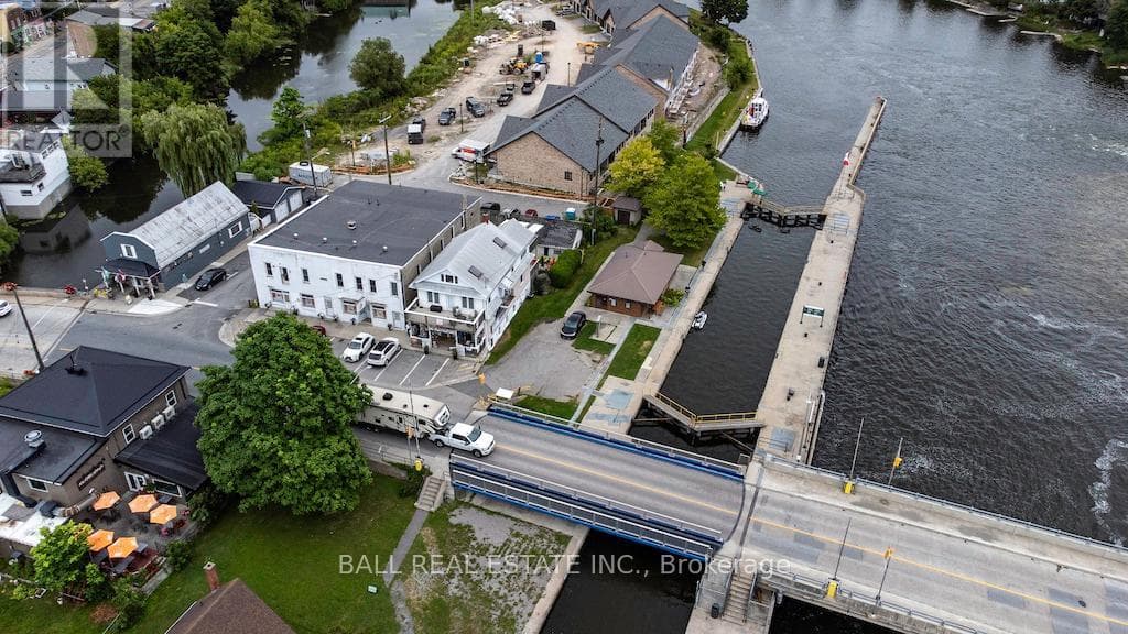 8 BRIDGE STREET, Central Lakes — photo 3