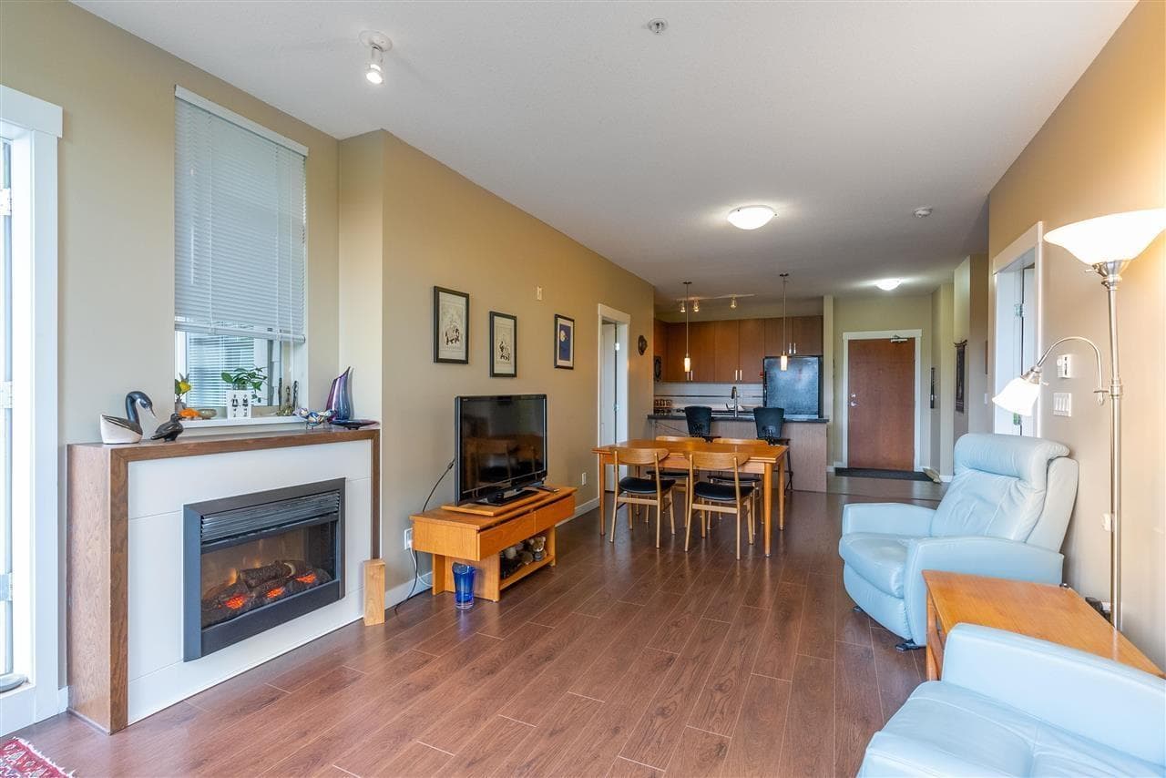 319 15988 26 AVENUE, Fraser Valley — photo 2