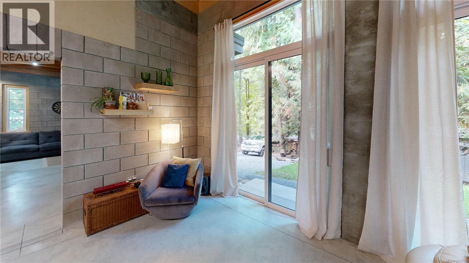 362 SPRUCE AVENUE — photo 3