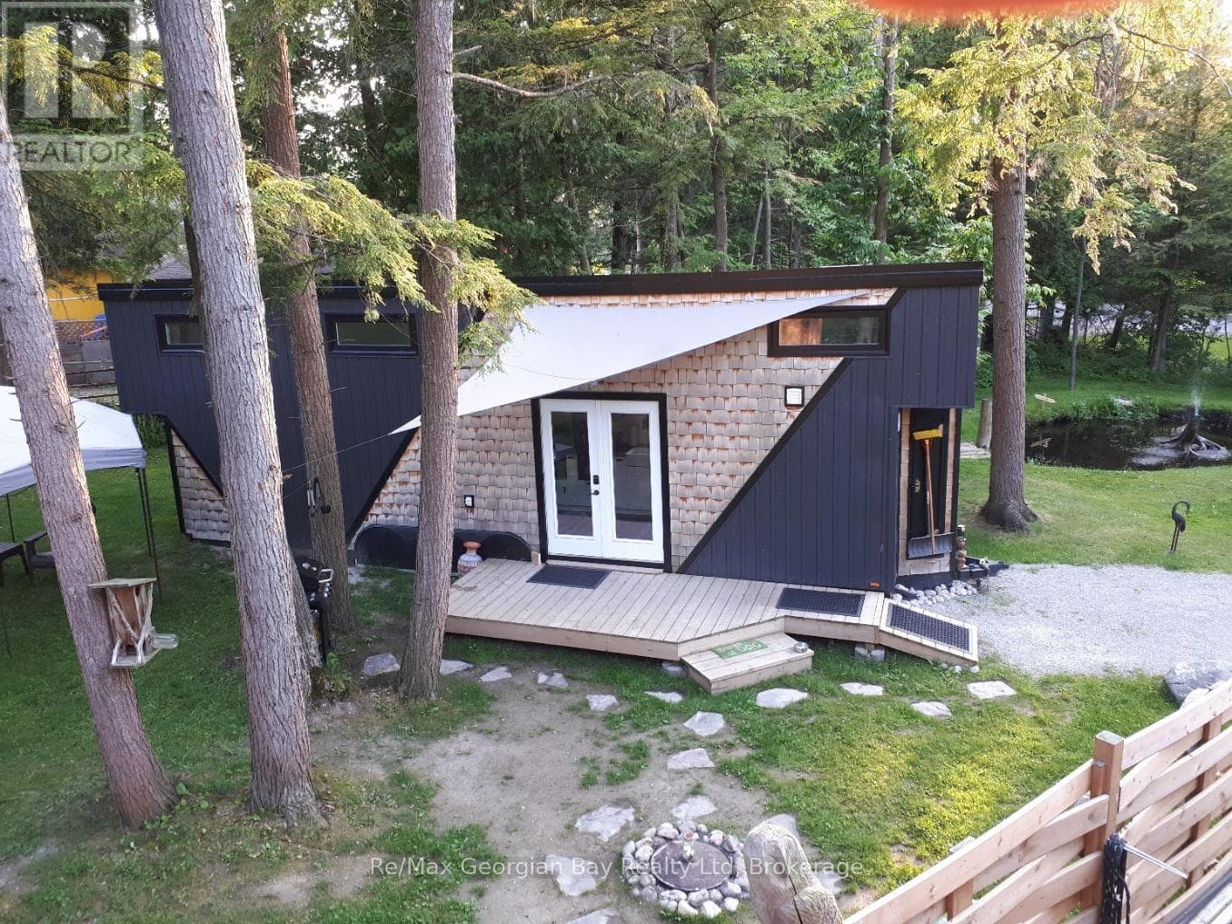 915 KING ROAD in 