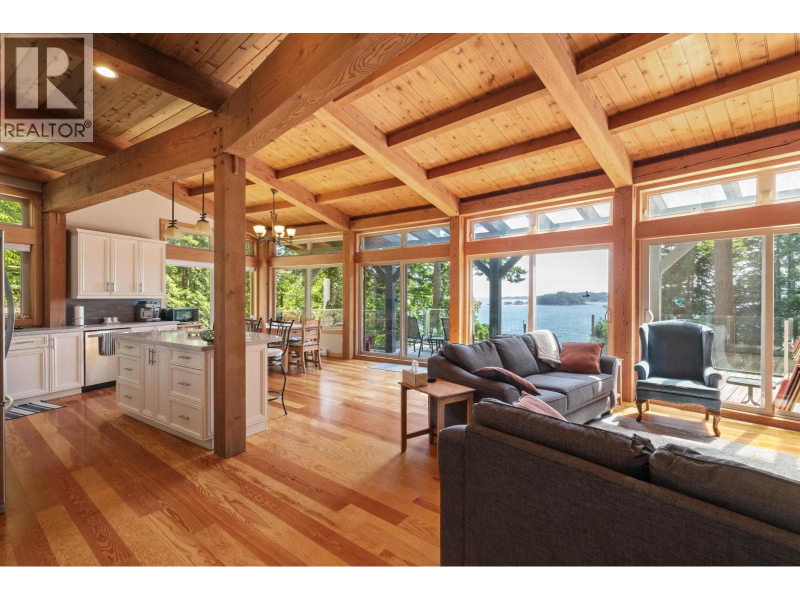 304 ESPLANADE ROAD, Greater Vancouver — photo 5