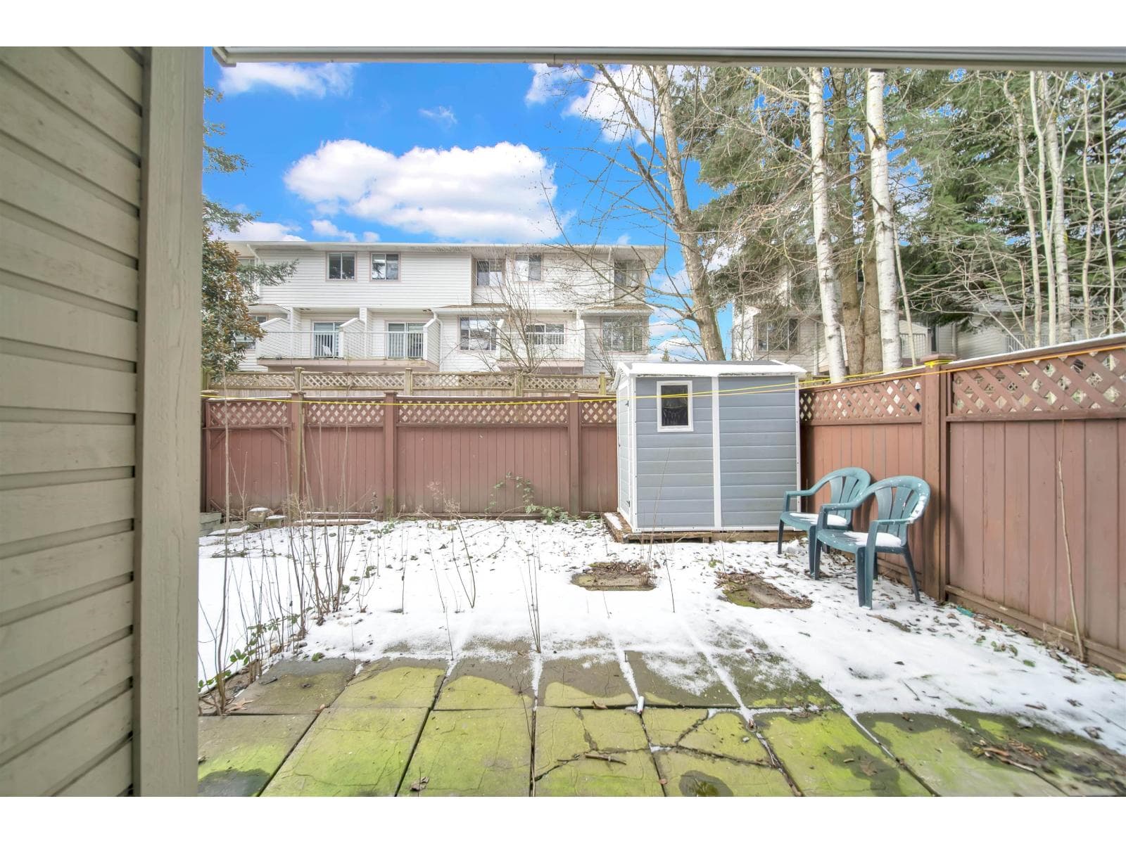 104 13275 70B AVENUE in Newton