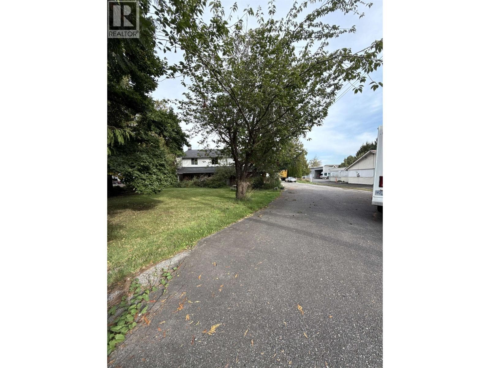 13671 BLUNDELL ROAD in East Richmond