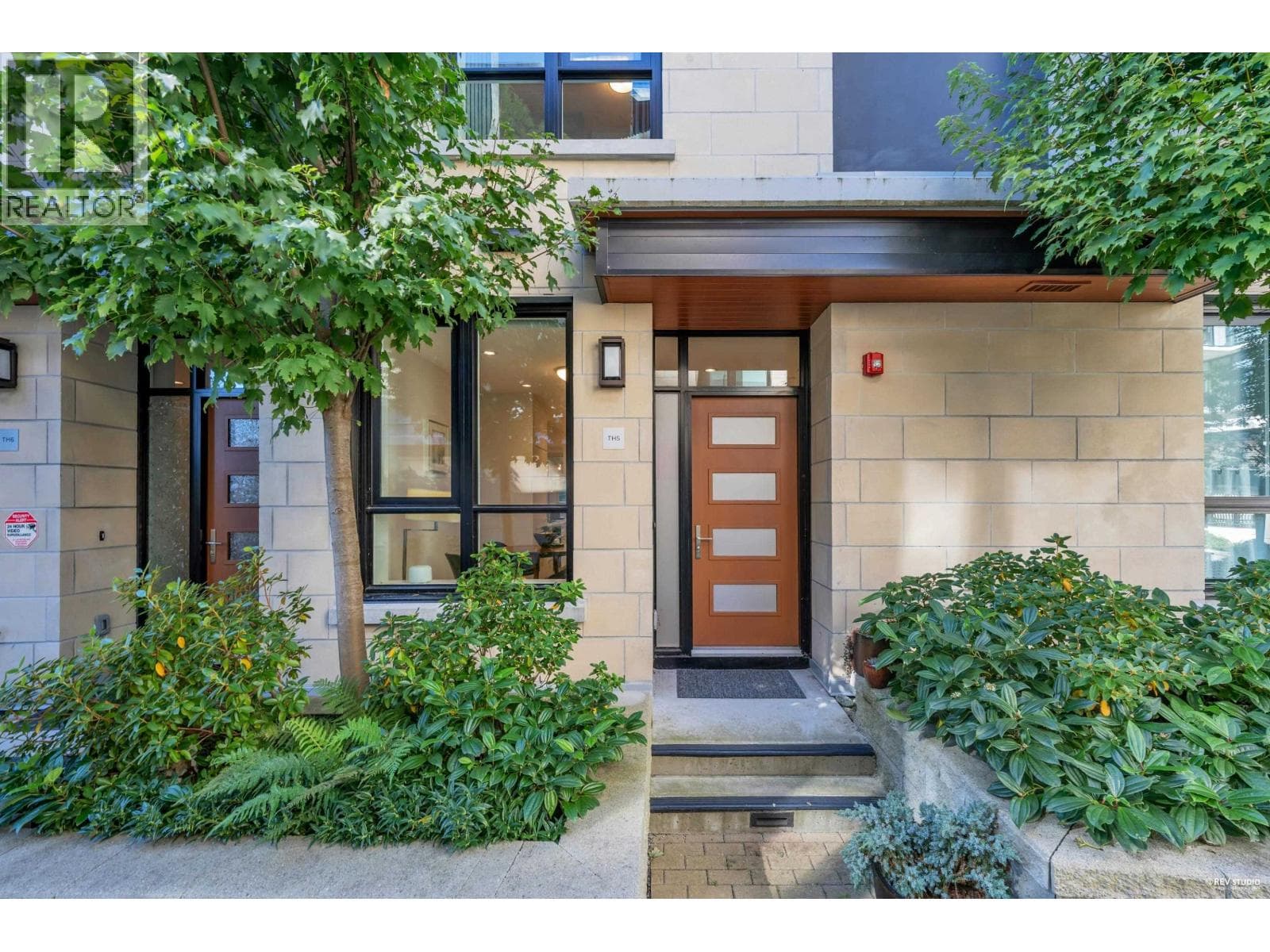 TH-5 5410 SHORTCUT ROAD, Greater Vancouver — photo 4