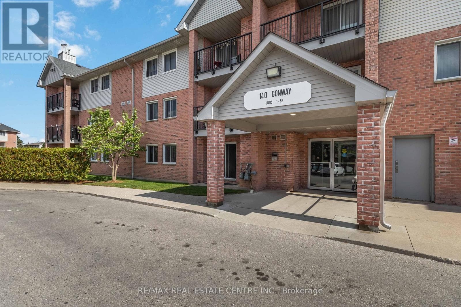 25 - 140 CONWAY DRIVE, Toronto — photo 2