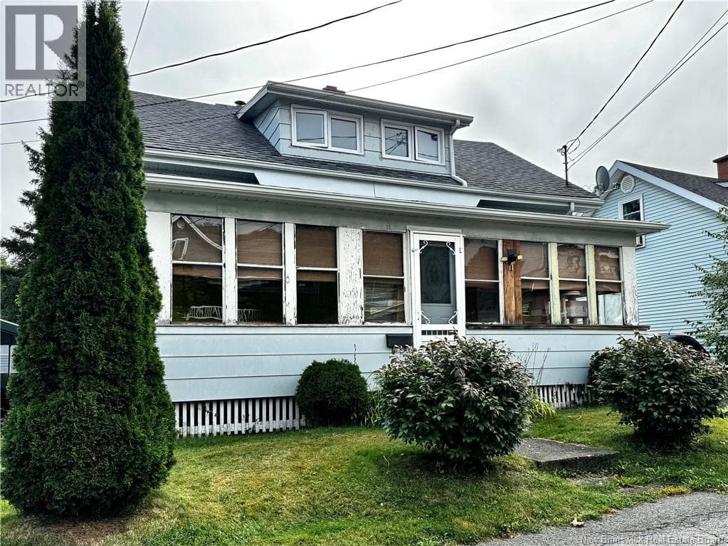 71 21e Avenue — photo 2