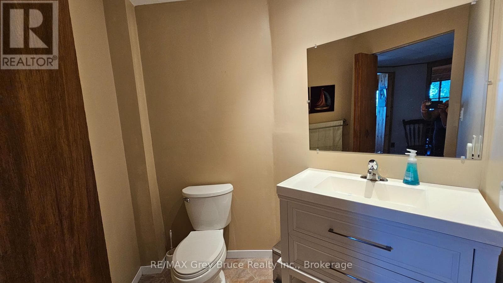 8 CARTER ROAD, OnePoint — photo 3