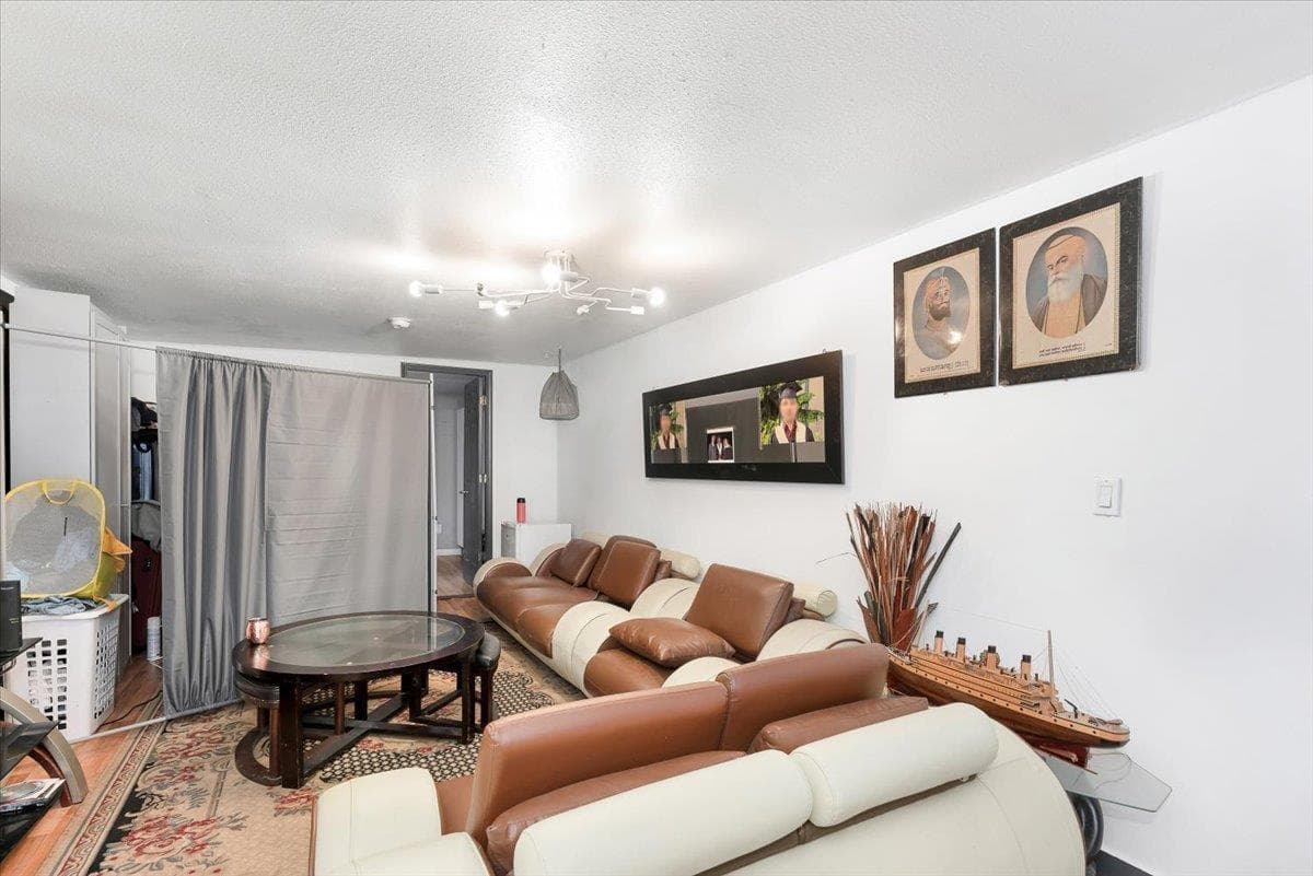 28 8220 KING GEORGE BOULEVARD, Fraser Valley — photo 5