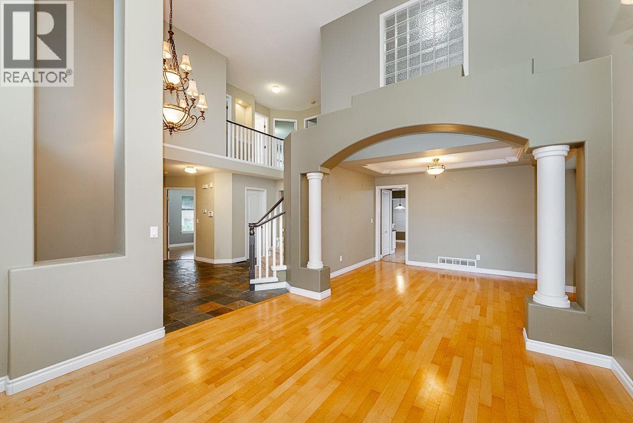1580 WINTERGREEN PLAZA, Greater Vancouver — photo 5