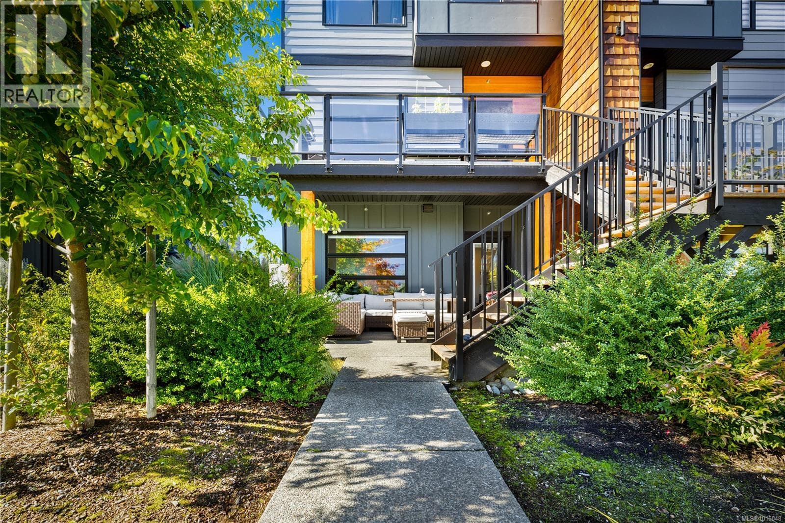 7 3016 Alder St S — photo 3