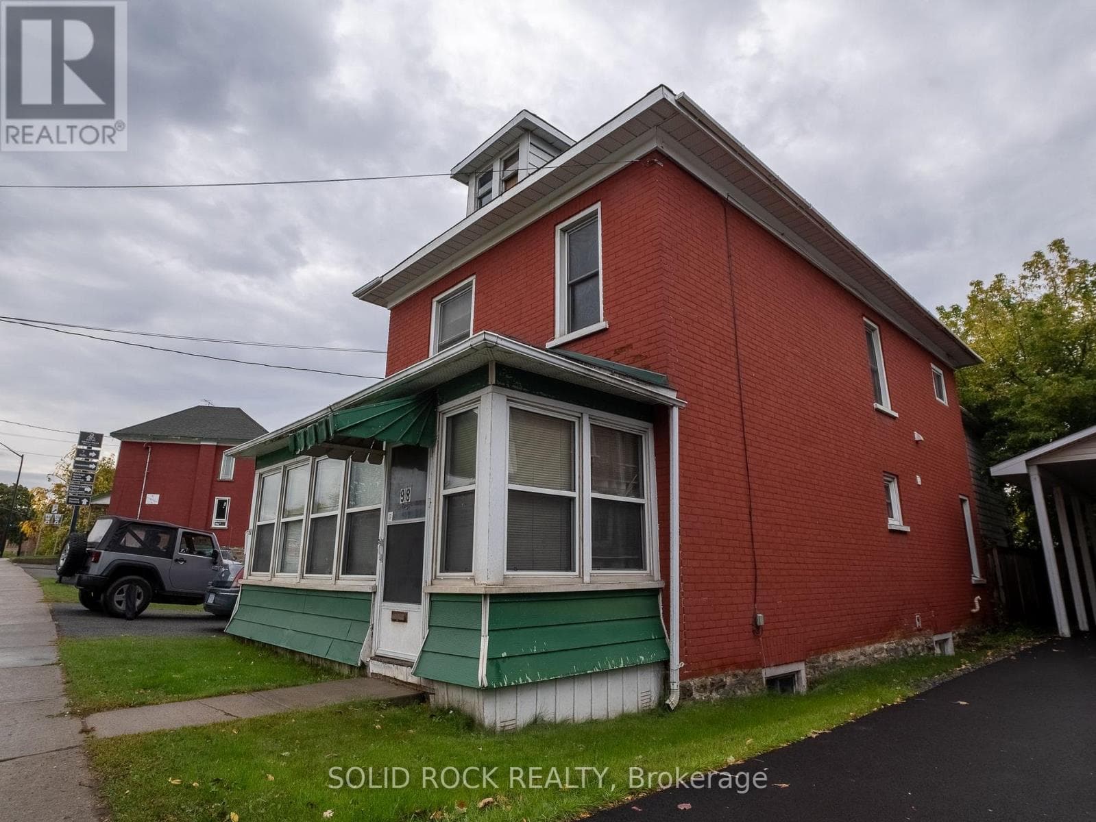98 ELMSLEY STREET N, Ottawa — photo 3