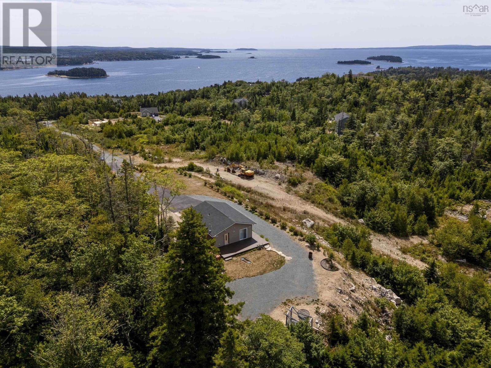 166 HILLSIDE DRIVE in BOUTILIERS POINT