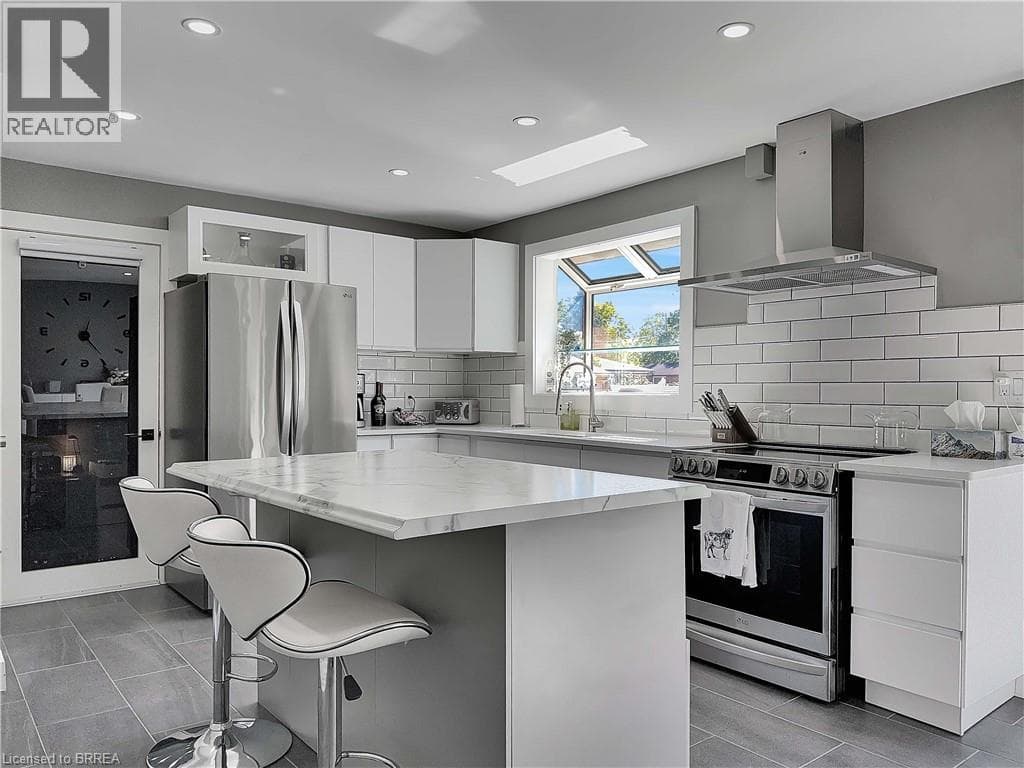 46 DAVIS STREET WEST — photo 4