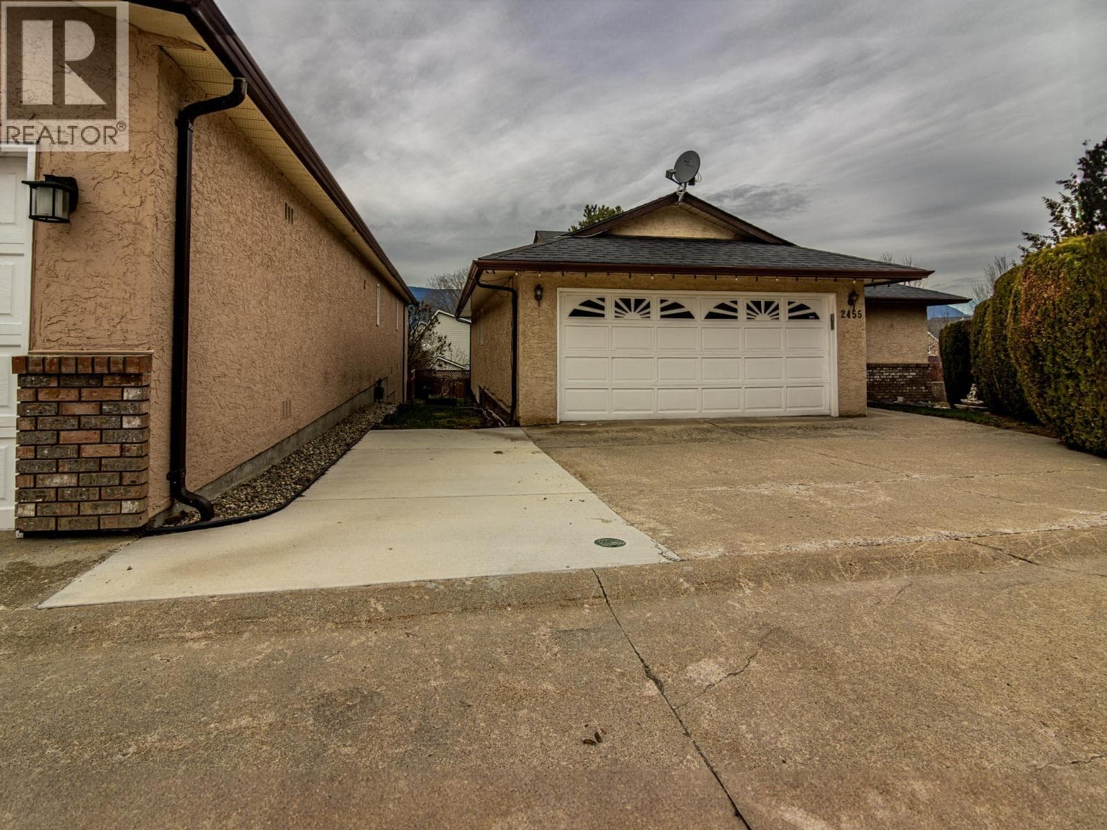 2455 5TH AVENUE NORTHEAST in