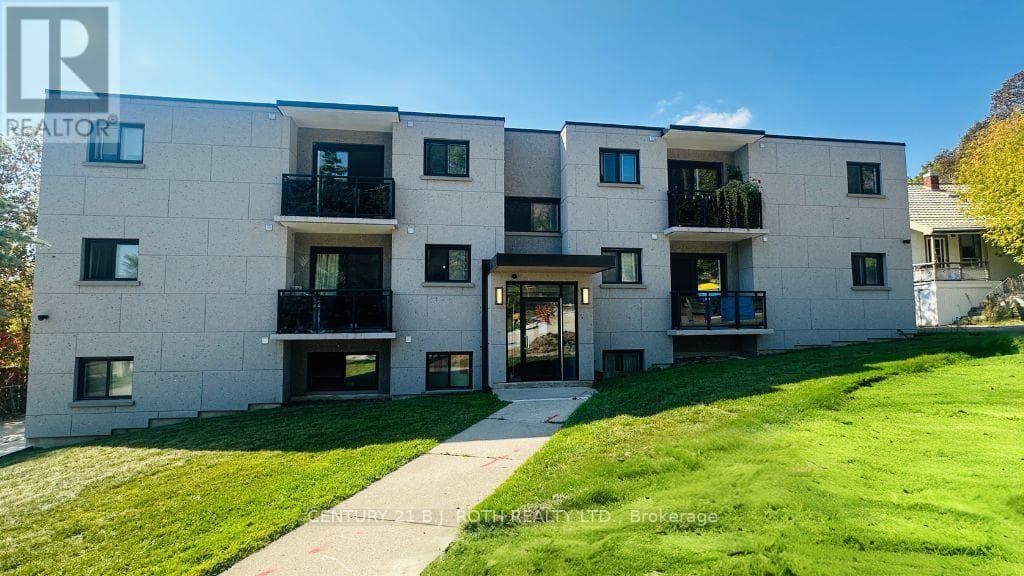 34 BERCZY STREET in 