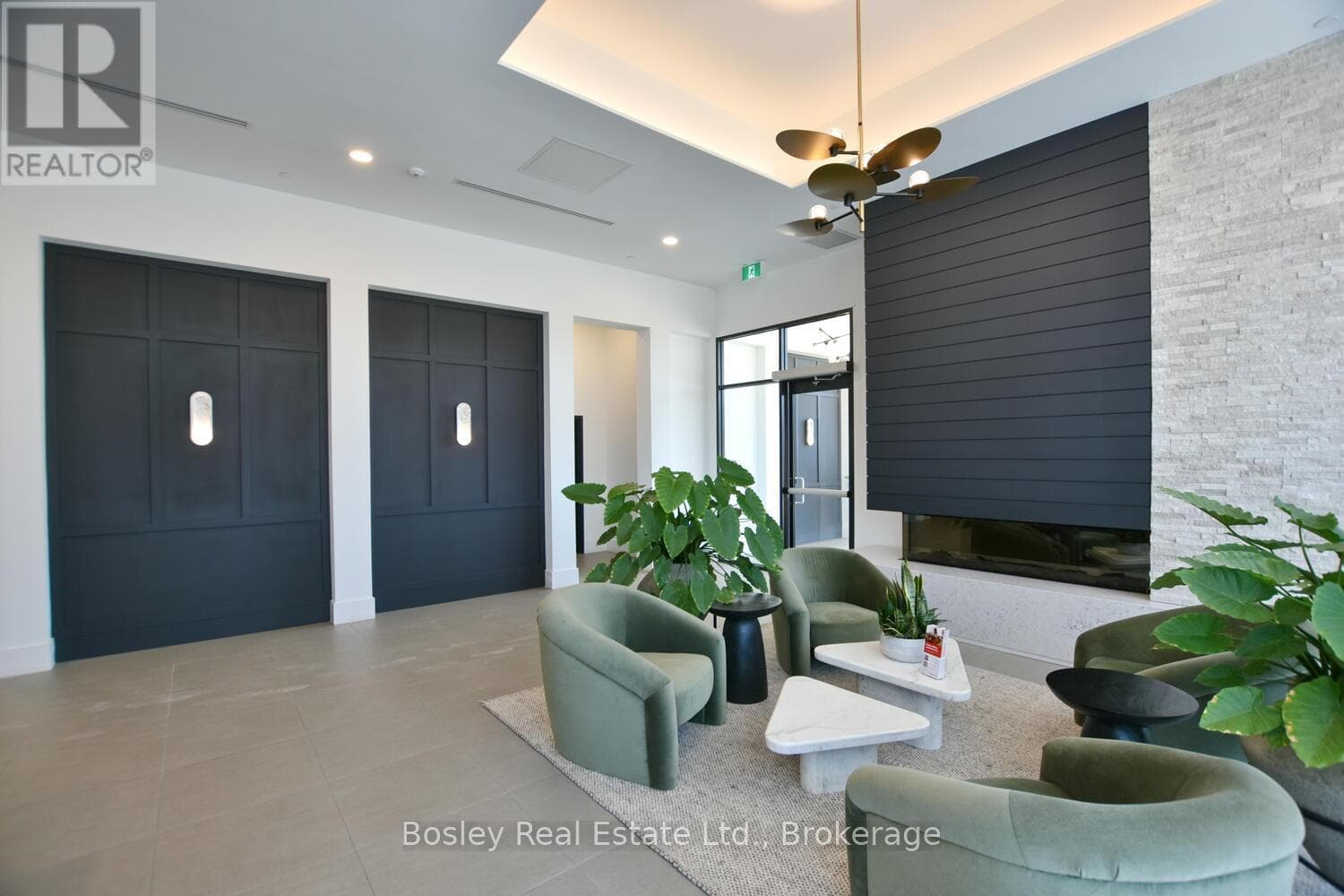 227 - 31 HURON STREET, OnePoint — photo 4