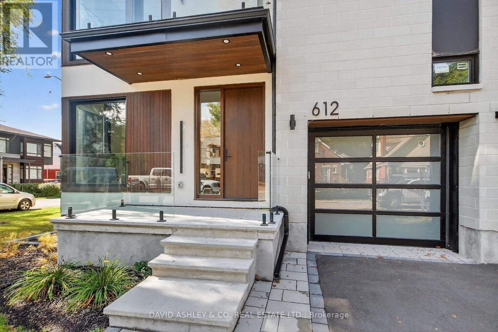 612 TWEEDSMUIR AVENUE, Ottawa — photo 5