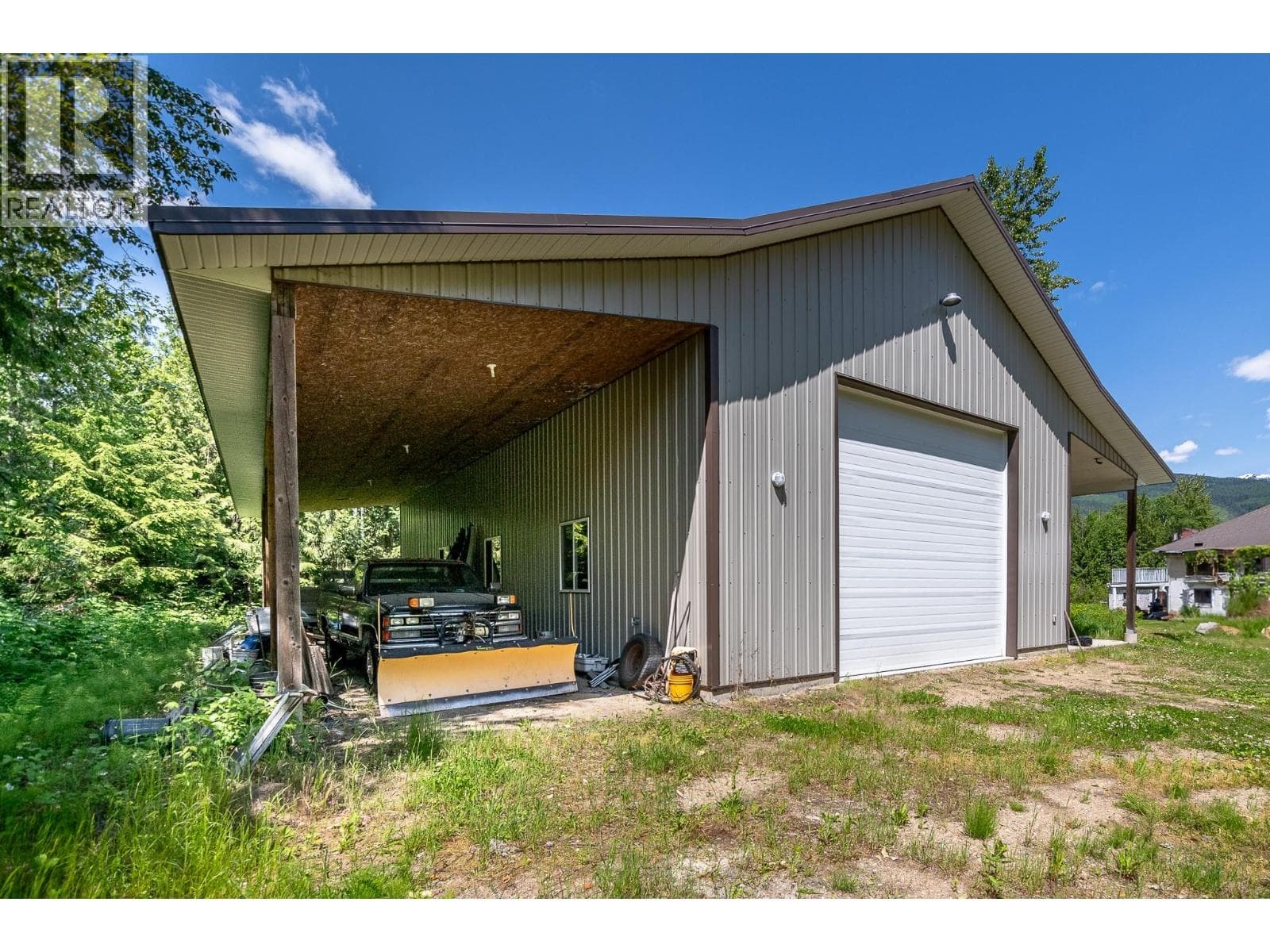 4340 SEDERBERG ROAD, Interior REALTORS® — photo 2