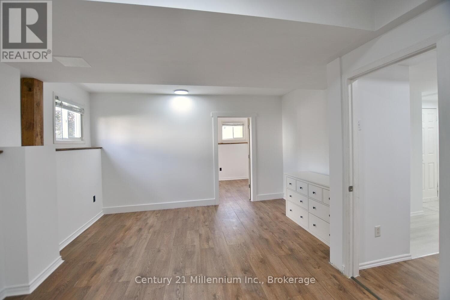 35 NORTHWOOD DRIVE, OnePoint — photo 2