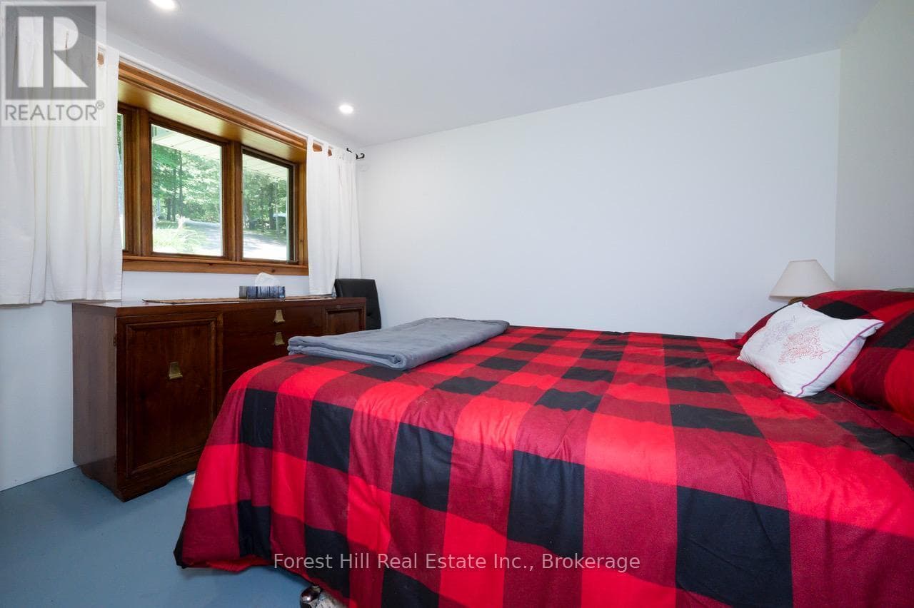 1289 DELBROOKE ROAD, OnePoint — photo 4