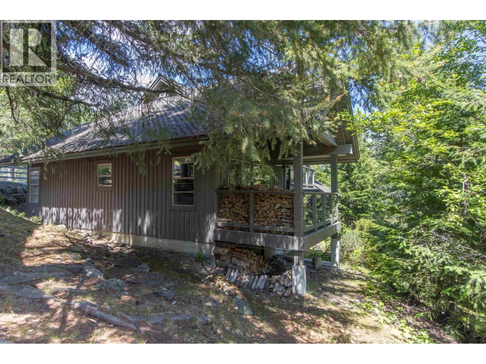 302 3050 HILLCREST DRIVE, Greater Vancouver — photo 3