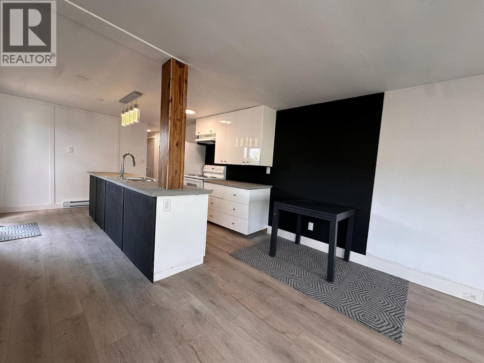 3999 SKAHA LAKE ROAD UNIT 34, Interior REALTORS® — photo 4