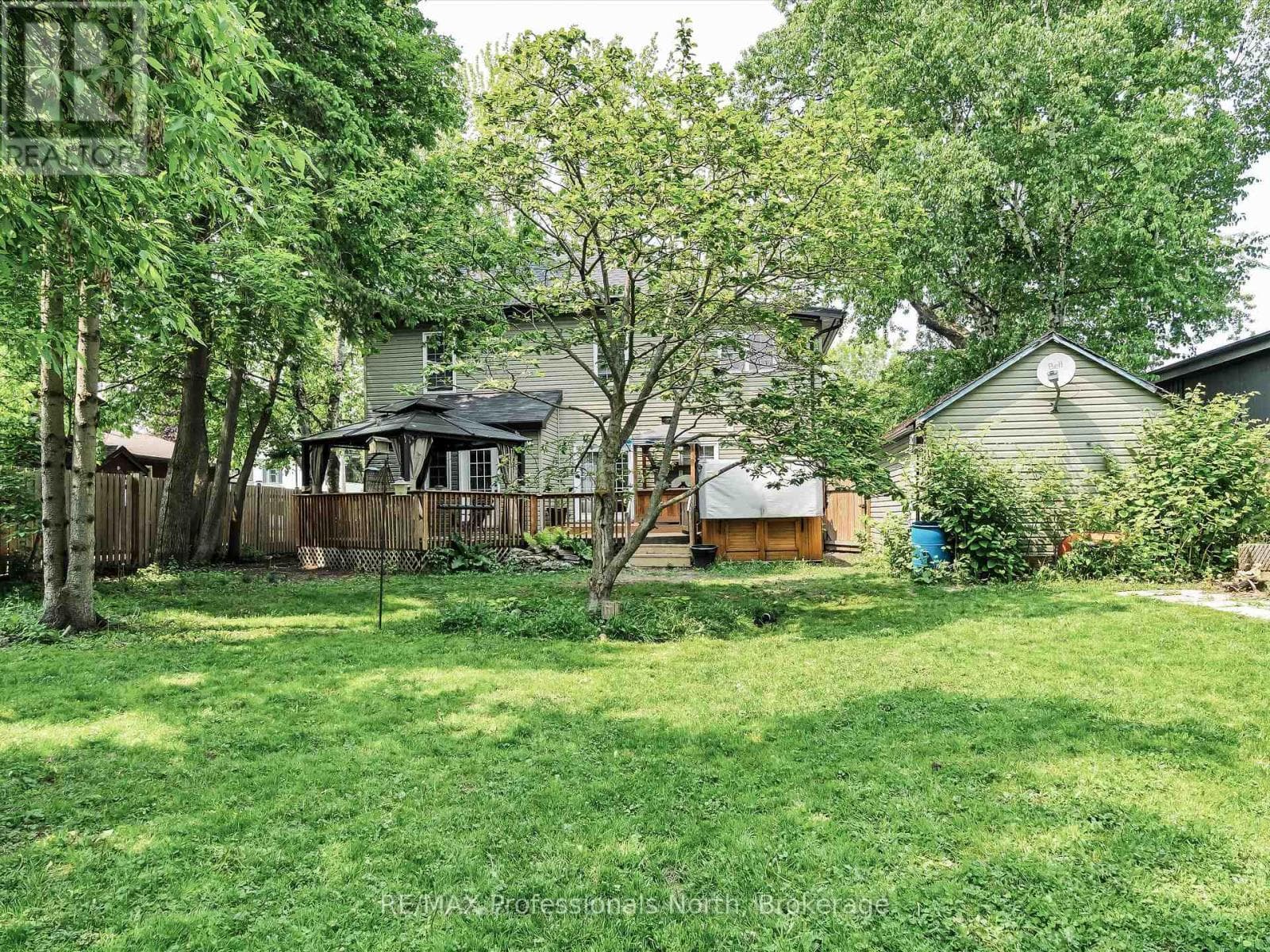 74 TAYLOR ROAD, OnePoint — photo 3