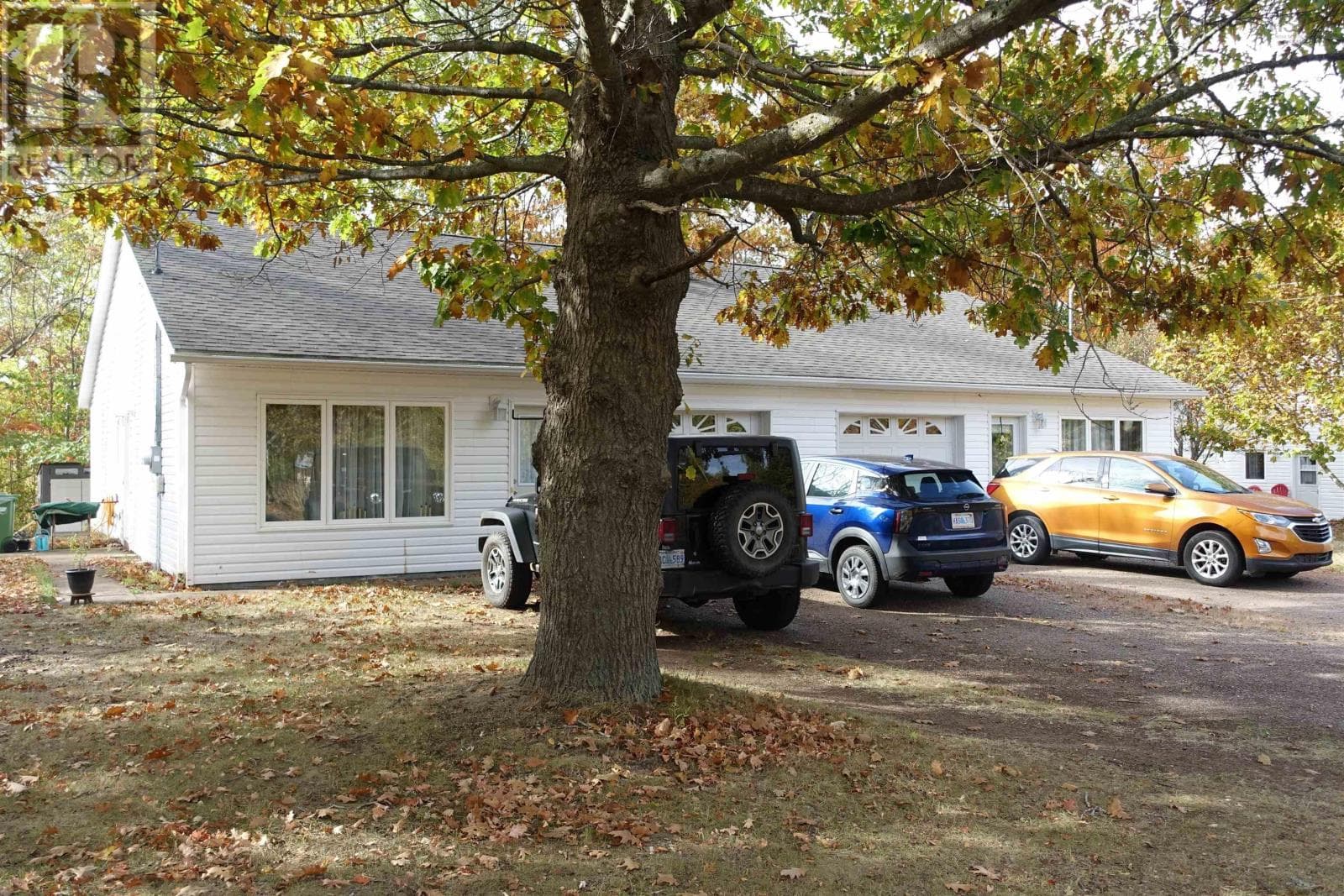 1198-1200 Maple Street in 