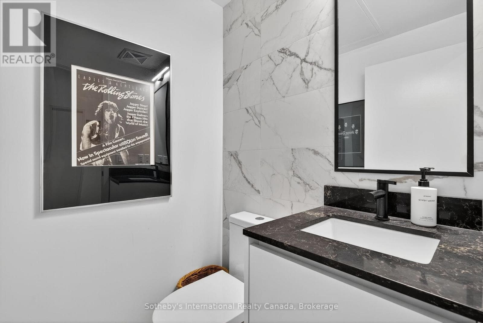 224 - 31 HURON STREET, OnePoint — photo 4