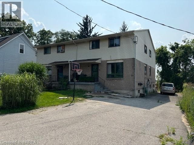 16-18 PULESTON Street, Brantford — photo 2