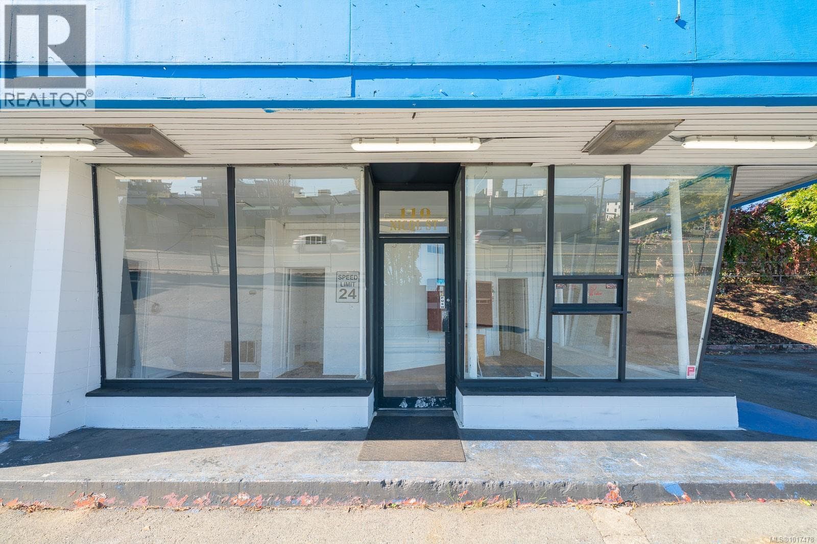 110 NICOL STREET, Vancouver Island — photo 5