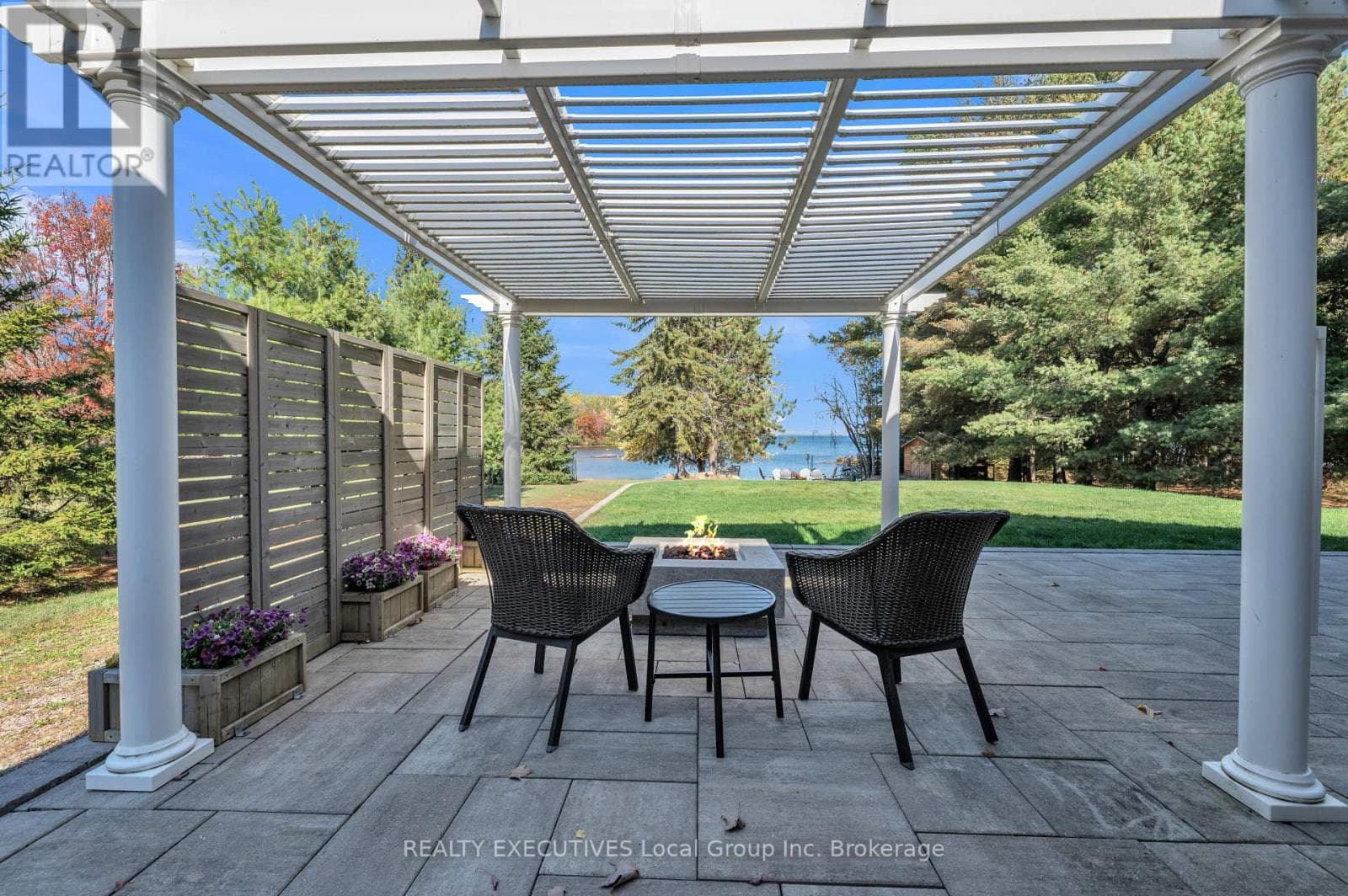 34 SUNRISE BAY DRIVE — photo 4