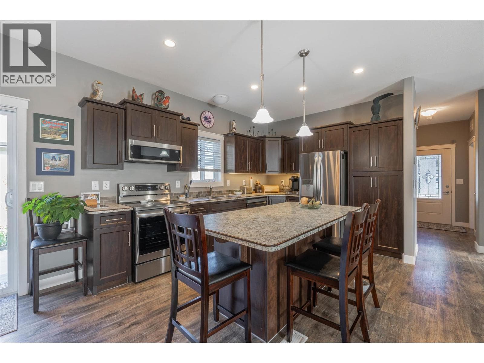 8300 Gallagher Lake Frontage Road Unit# 21, Interior REALTORS® — photo 3
