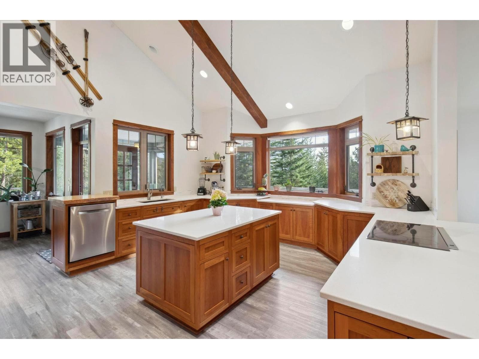 8028 JACKPINE ROAD, Interior REALTORS® — photo 3