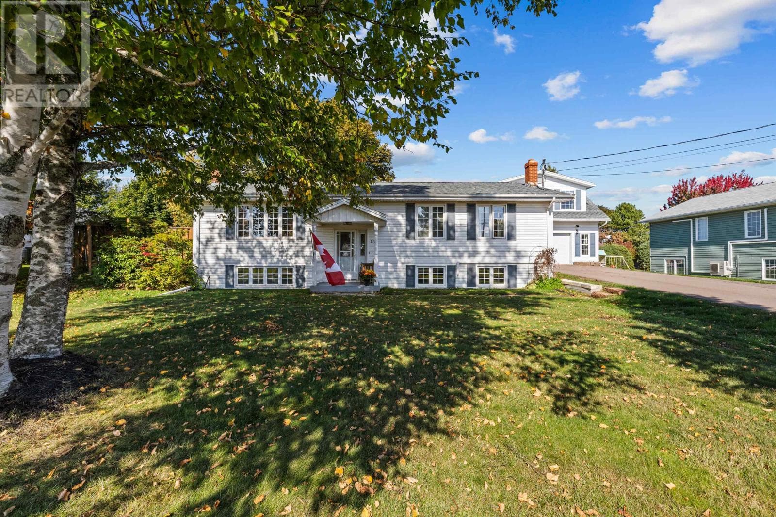 33 MARIANNE DRIVE — photo 3